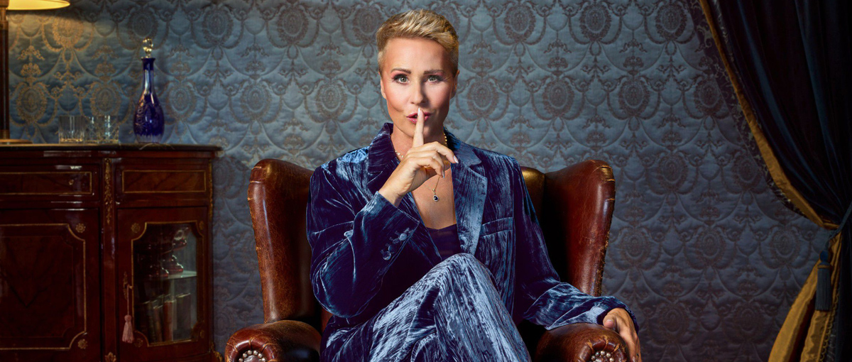 The Strongest Link: Sonja Zietlow gehört für uns zu den Bildschirmheldinnen 2023, weil sie als perfekte Besetzung für "Die Verräter" das neue Format glänzen ließ. dwdl.de/bildschirmheld…