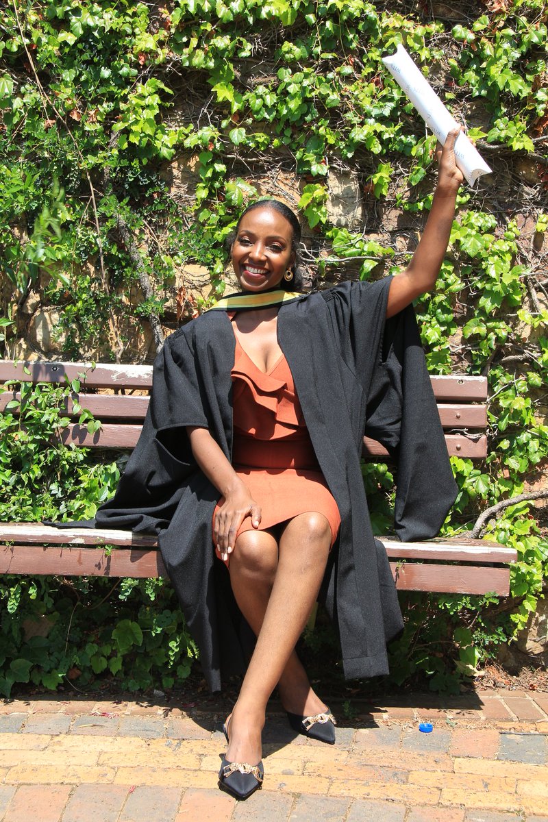 I conquered the edge. I graduated from the @WitsUniversity with an MSc. I am a proud #witsie #wits_grads #witsie4life #WitsForGood.  
A few highlights of my day in this thread.