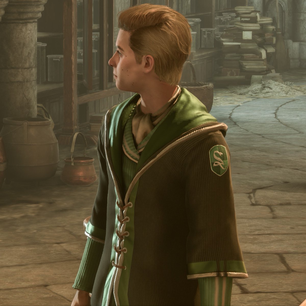 🧤 (@lil5nake) on Twitter photo 