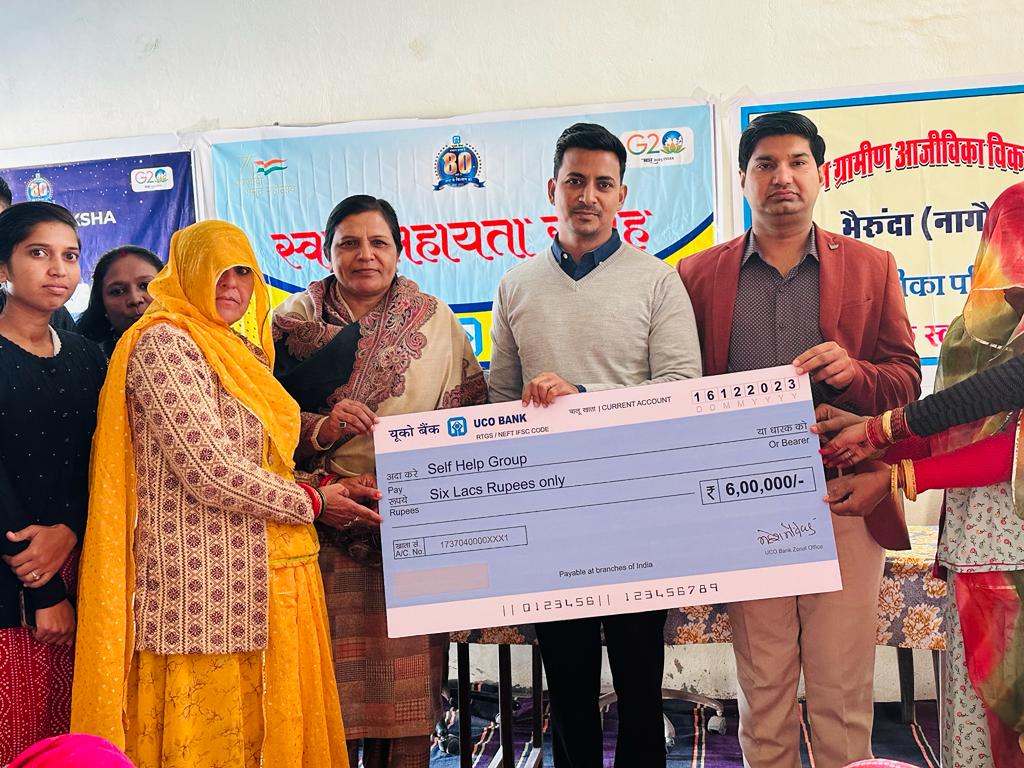 UCOBankOfficial's tweet photo. A #SHG #CreditCamp was organized in the branches of Ajmer Zone. During the camp, a total of 78 #Loan applications amounting to Rs. 468 lakhs were sanctioned, out of which Rs. 186 lakhs have already been disbursed. The Deputy Zonal Head, Mrs. Anita Rani, and RLH Mr. Narayanlal Bhati were present during the camp. #UCOTURNS80 #UCOBank Honours Your Trust #SelfHelpGroups #Banking #ucobankfoundationday2024