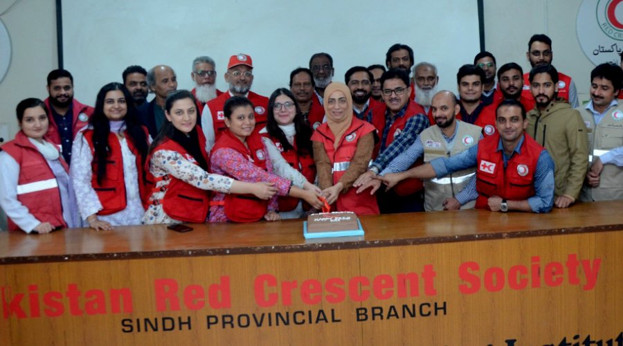 prcsindh's tweet image. On December 20, 2023, the 76th birthday of the Pakistan Red Crescent Society was celebrated with enthusiasm among the staff members.

#prcs #prcsindh
