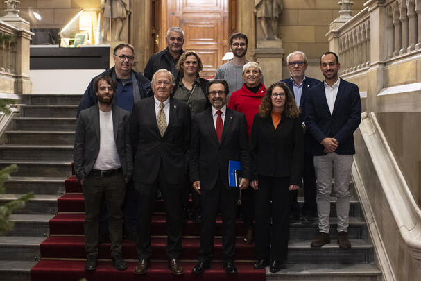 PCB_UB's tweet photo. #PCBCommunity | #Gate2Brain, spin-off de l'@IRBBarcelona, @UniBarcelona i @SJDbarcelona_ca, guanya el Premi Senén Vilaró a la millor empresa innovadora del 2023 ▶️ https://t.co/Ongx5jAieJ
Enhorabona @TeixidoTura i equip!🏆🤗👏
#PremisUB @BoschiGimpera https://t.co/EdWoITJVL7