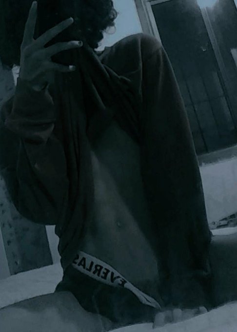 Because I'm bored.... Hi https://t.co/XH7wLKBkcF