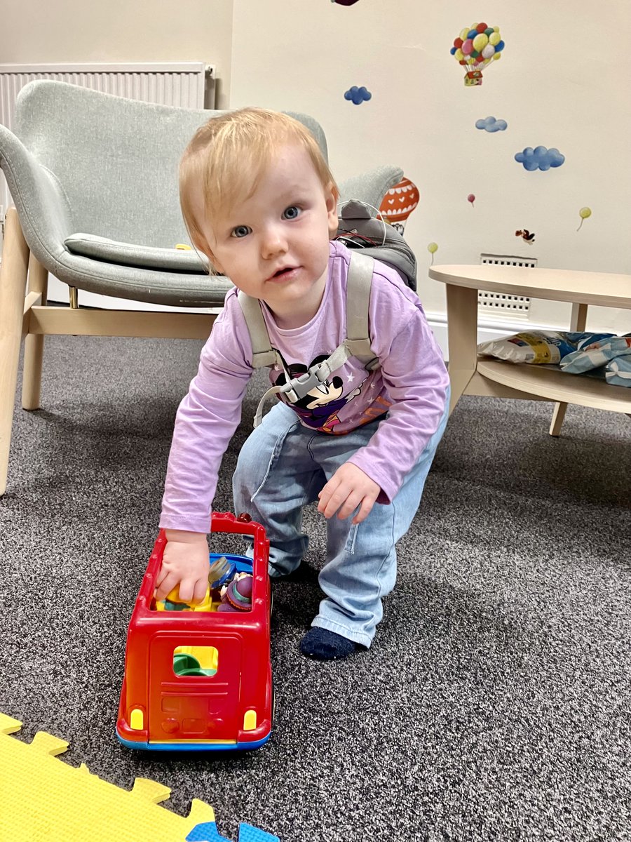 BristolBabyLab's tweet image. The last few weeks have been very special as we have been welcoming back some of our baby scientists for their 16-month LEAF study sessions! 😍

#BabyLab #Research #LongitudinalStudy #BristolBaby