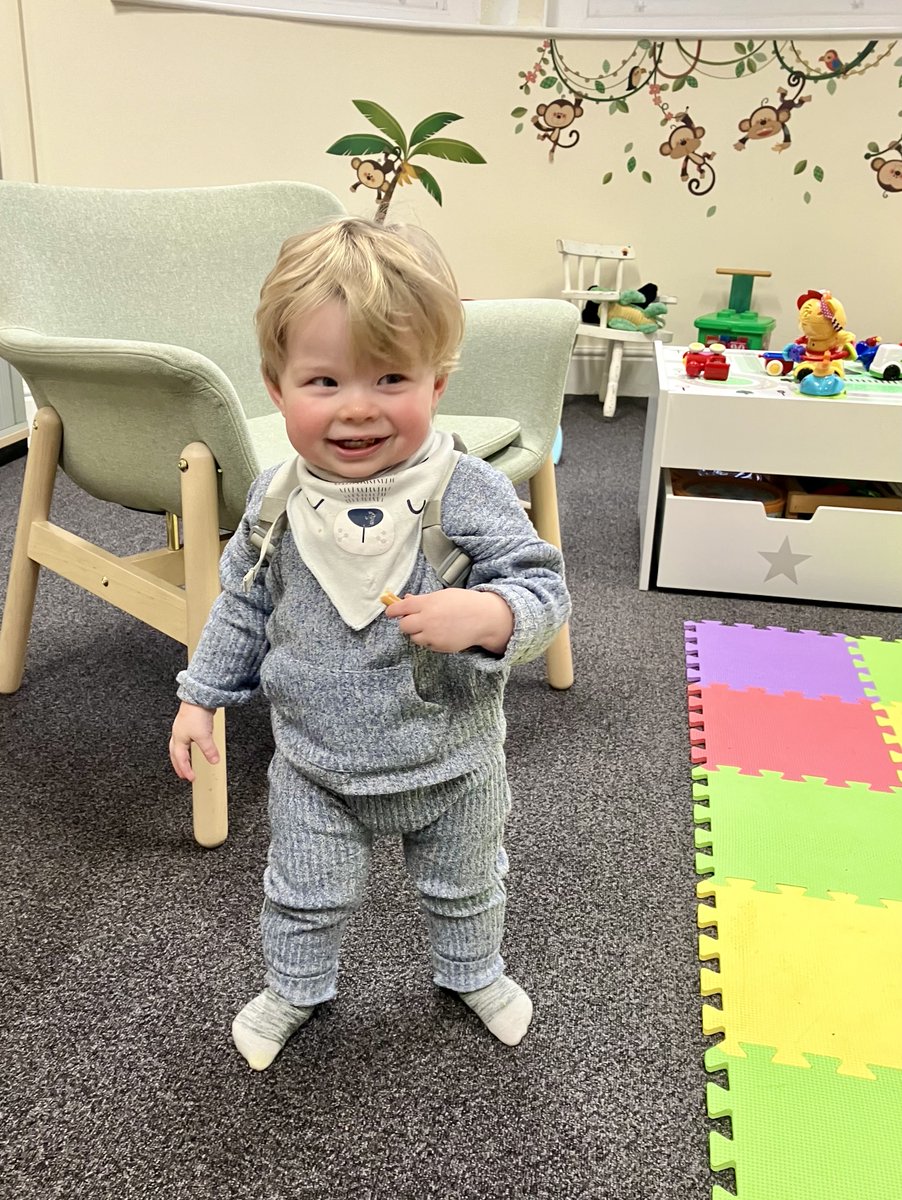 BristolBabyLab's tweet image. The last few weeks have been very special as we have been welcoming back some of our baby scientists for their 16-month LEAF study sessions! 😍

#BabyLab #Research #LongitudinalStudy #BristolBaby