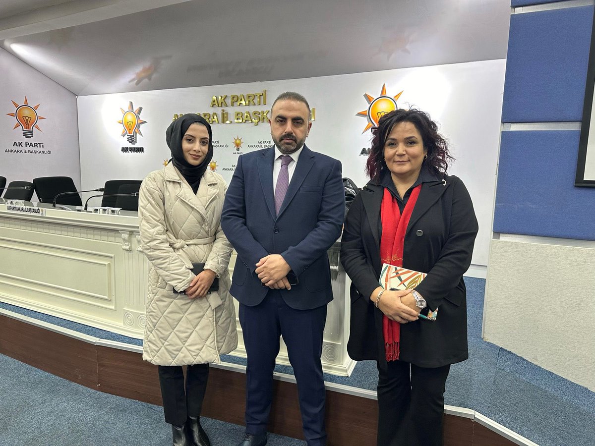AK Parti Ankara İl Sekreterya Birimi Başkanlığınca; Sekreterya Birim Başkanı Sn.Ahmet ÖZBEK Başkanlığında gerçekleştirilen Genişletilmiş Sekreterya toplantısına Anakademe,Kadın Kolları,Gençlik Kolları Başkanlarımız ile birlikte katılım sağladık.

Hayırlara vesile olsun İnşallah.