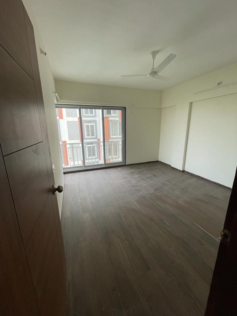 harishpropertyy's tweet photo. Chembur

4 BHK
1 Balcony 
Semi Furnished
Modular kitchen N Basic Fittings

9143436363
https://t.co/rcZOCvjpFA

#4bhk #4bhkinchembur #4bhkflat #4bhkapartment #4bedroom #chembur #jain #jainmandir #family #bachelor #companylease #flatonrent #apartmentonrent #home #realestate #realty https://t.co/w1uJNdUyAw