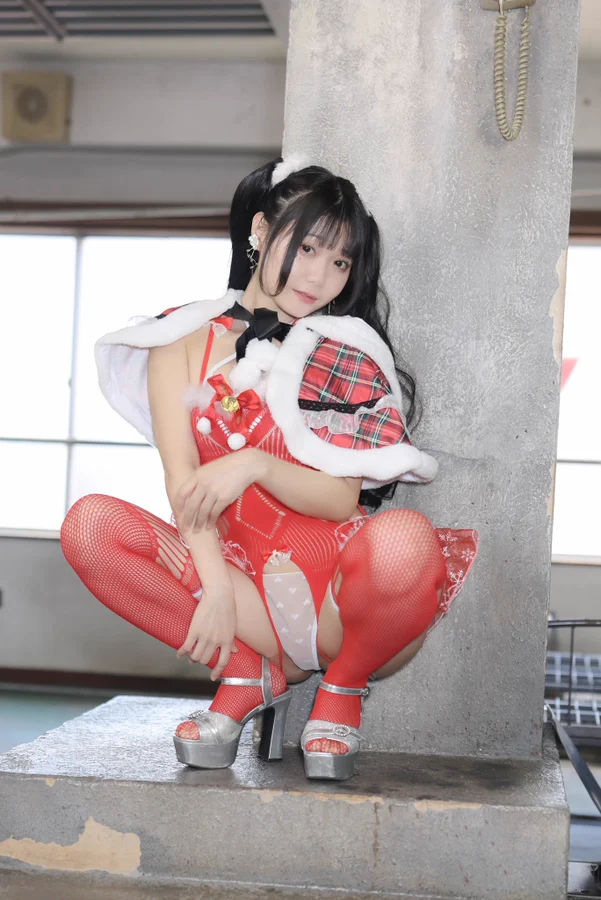 Asian girl Christmas costume