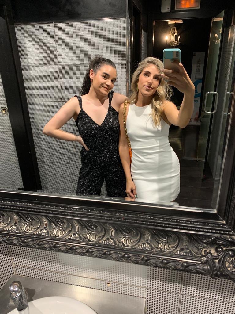 Un año +, una felicitación +, feliz vida hoy y siempre amor ❣️<a href="/Irenngs/">I R E N E</a>