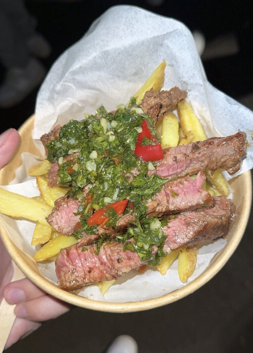 FootyScran's tweet image. Steak and chips at Port Vale FC (@OfficialPVFC) 

💷 £11