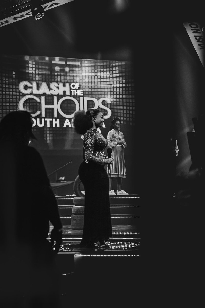 BontleModiselle's tweet photo. Celebrate endings for they birth new beginnings π«
What a season! β€οΈ #ClashOfTheChoirs #COTCSA
πΈ: @undefeatedboyww
π: @LindaniStyling
π: @ModaByRea
ππΎββοΈ: Shara / styled by: @/dladlamahlatsi (IG) https://t.co/qKhJok1iD3