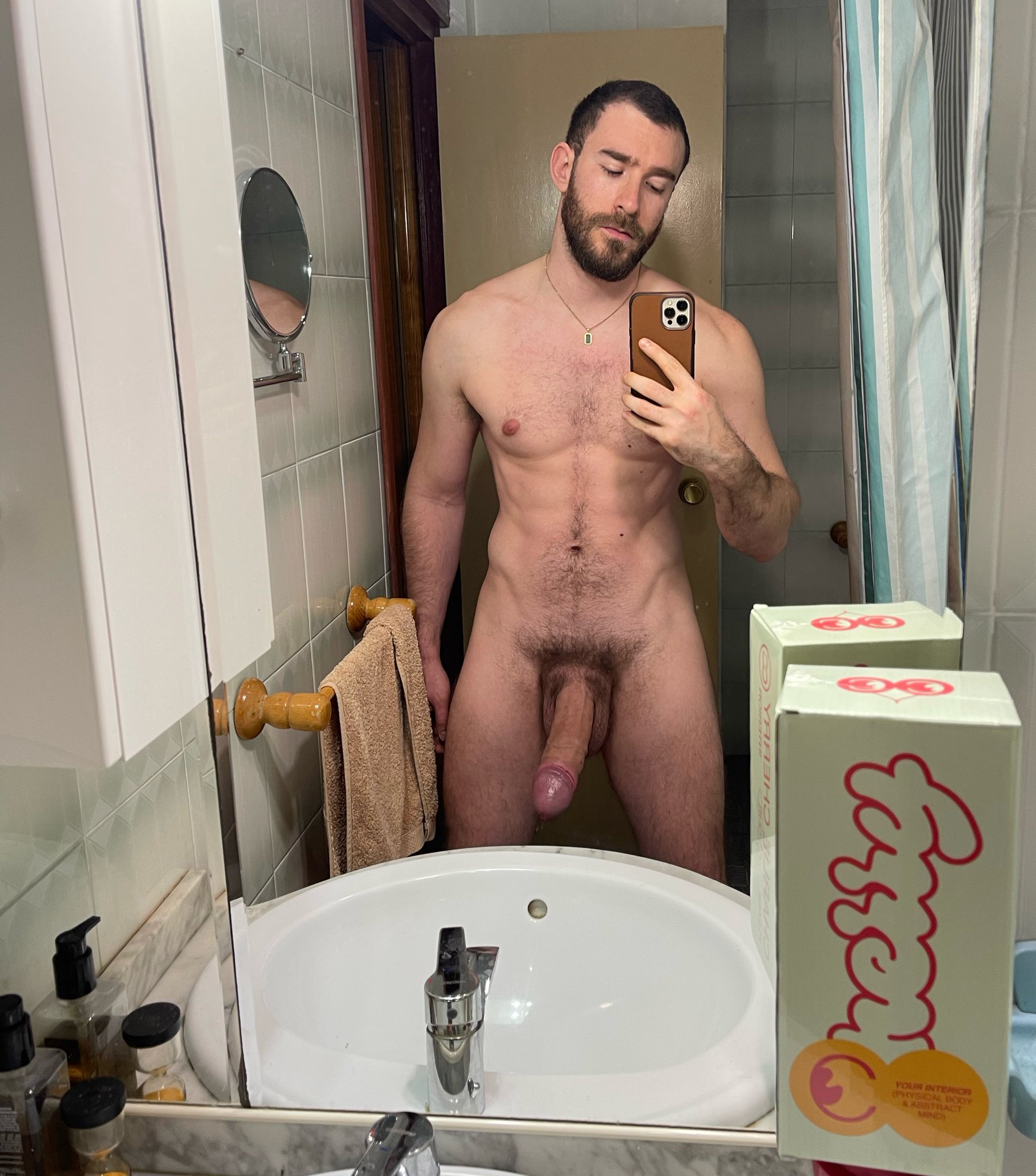 Show me your hungry pussy, only for bottoms! Your gap is hungry, and you still don't have the Cherrydildo? what are you waiting for? https://t.co/GVbniyf2Sn https://t.co/Ov1TWnTr63