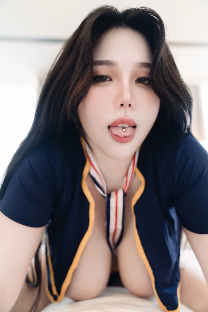 猜猜哪個是膝蓋😂

https://t.co/xQqrJHXdJo https://t.co/bGu6kCBC4W