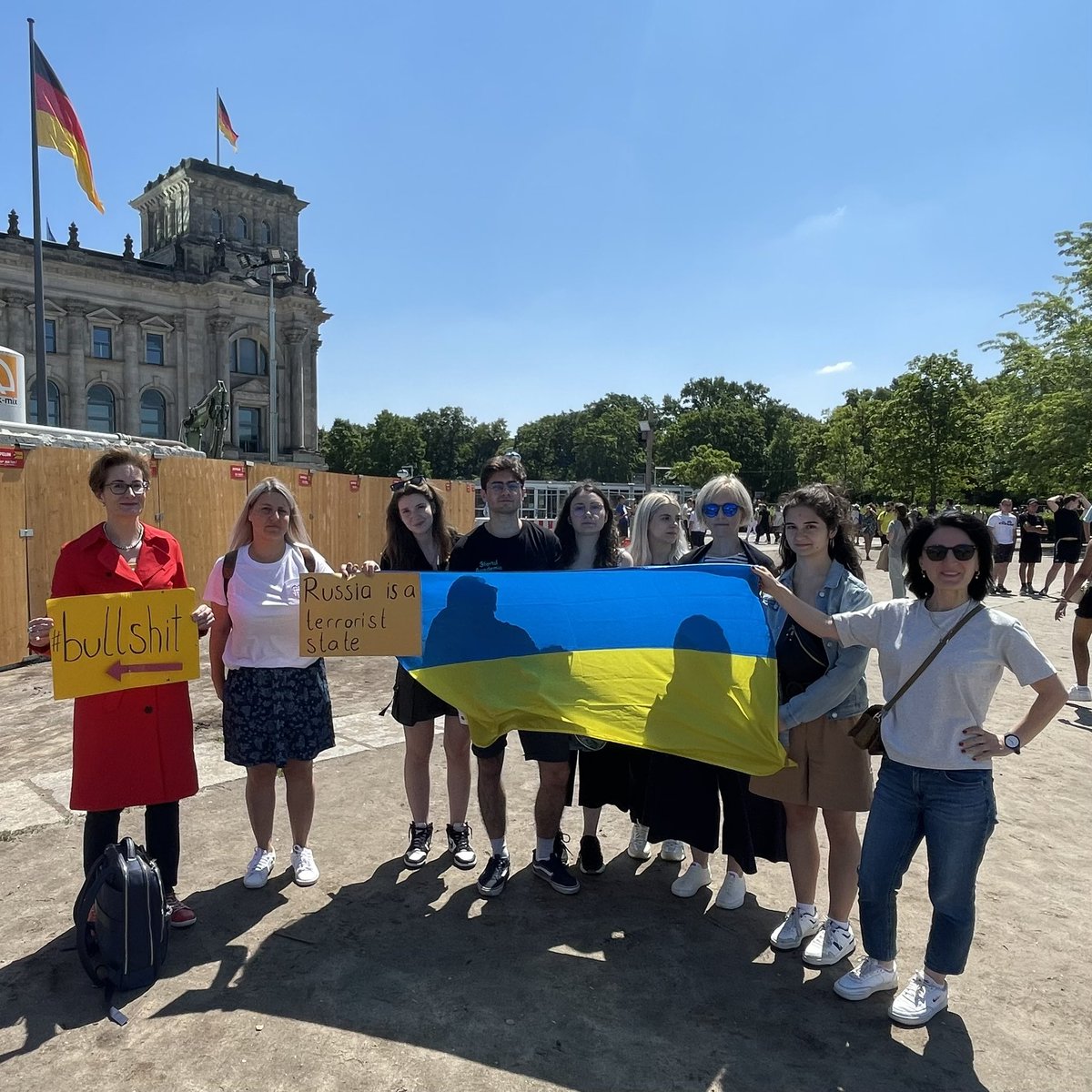PreislerKa's tweet image. Am 20. Dezember 1990 #OnThisDay konstituiert sich der erste gesamtdeutsche #Bundestag im Berliner #Reichstag sgebäude.
Demokratie und unser Land 😍.