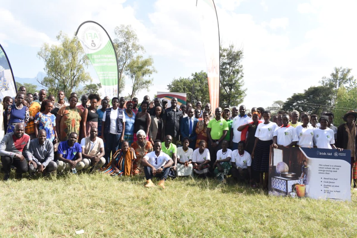 A farmer field day promoting #orangefleshsweetpotato production and value addition at Nakapiripirit District, Namalu mixed Primary School. #nutrition #foodsecurity #income The event is organised by @WFPUgandaCD Moroto office together with @narouganda in partnership with Sasakawa.