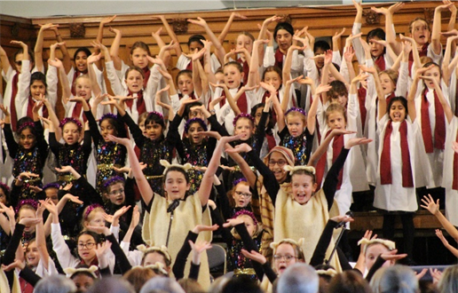 In case you missed it, or if you would just like to enjoy it again, here is the link to our Christmas Concert youtube.com/watch?v=z7Bgb7….
Merry Christmas from everyone at Hesketh House! <a href="/BSPDJnrGirls/">BoltonSchoolJnrGirls</a>