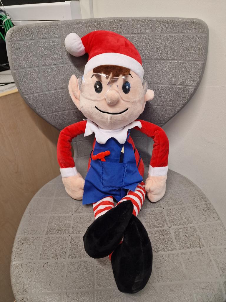 'Elf' and safety is super important in Technical! ⚠️👍🏻 <a href="/invacad/">Inverclyde Academy</a> <a href="/InvacadPSLT/">Invacad Senior Leaders</a>