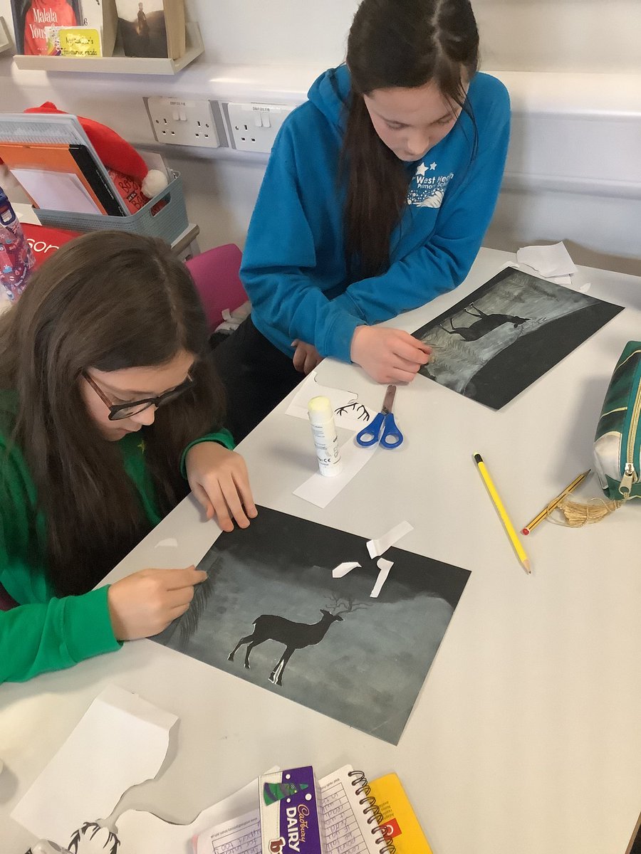 westheathprim's tweet photo. #WHPSClass13 have worked tremendously hard on their beautiful calendars- how impressive are these?! #WHPSArt #WHPSChristmas https://t.co/Ua9AIzzVD8