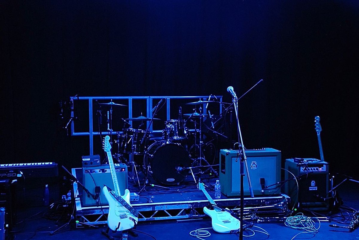 RoscoeStreet's tweet photo. Last week @ The Sennheiser..

Photos from Tom Stuart https://t.co/iGYgJkaCxE