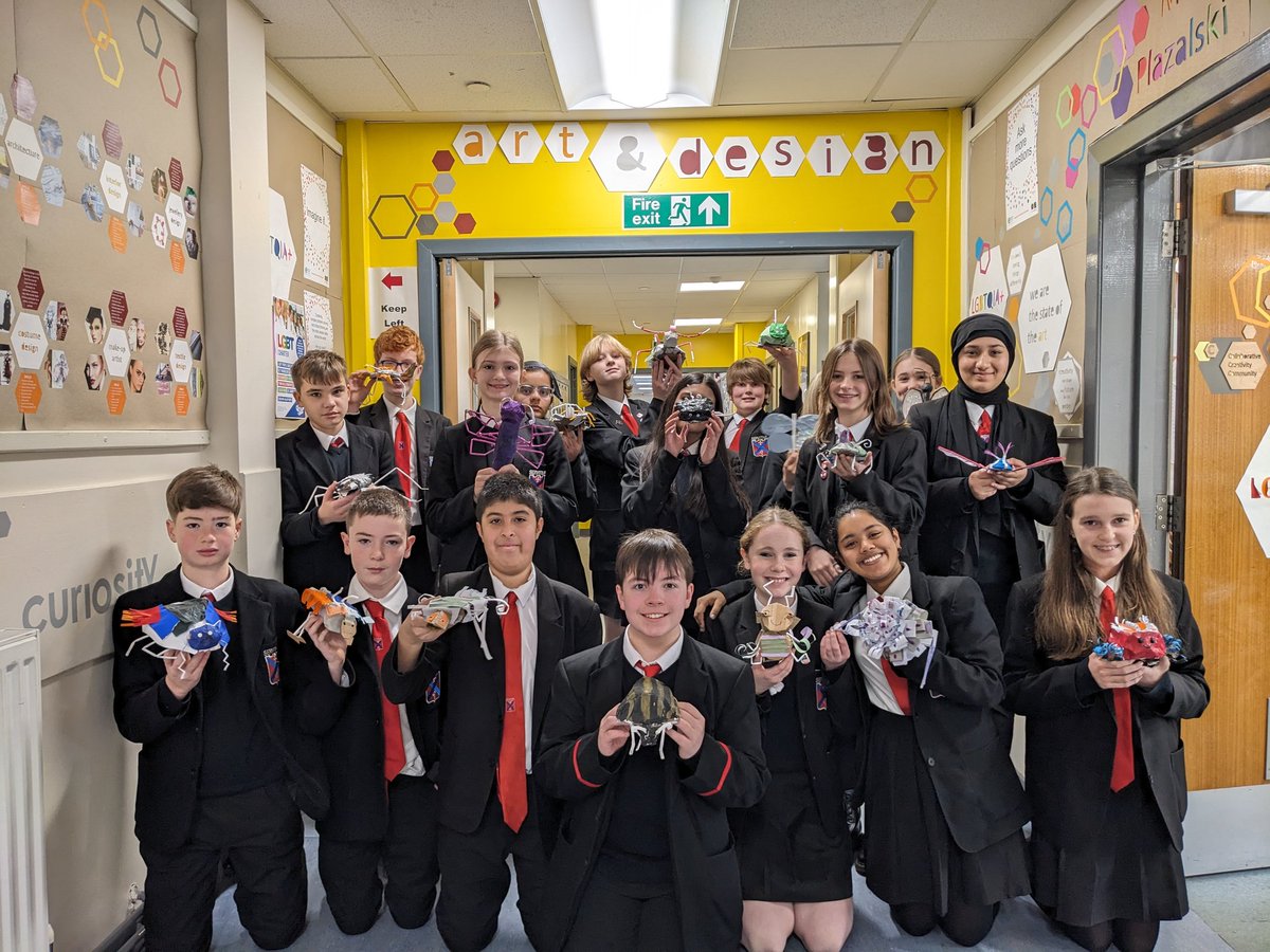 Plazalskisuilv's tweet image. Very well done to our S2 pupils, for their extremely creative paper constructed insects . . . They&apos;re taking over the school! 👏