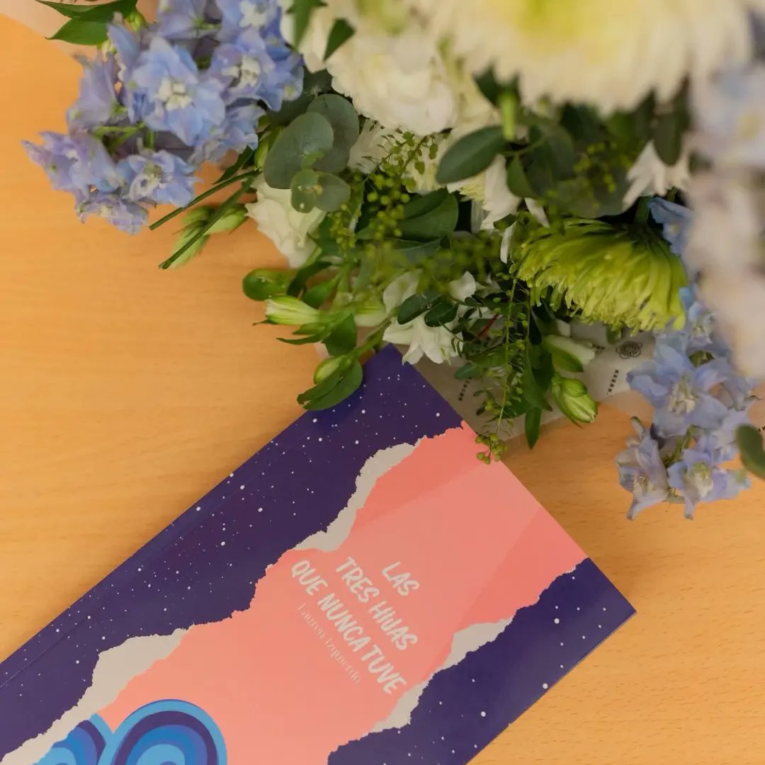 Exitazo de Lauren Izquierdo en la presentación de su nueva novela:"Las tres hijas que nunca tuve".
El pasado sábado tuvo lugar en el centro cultural Emilia Pardo Bazán de Madrid el lanzamiento de la quinta novela de Lauren Izquierdo. El salón de actos se llenó...
¡Enhorabuena!