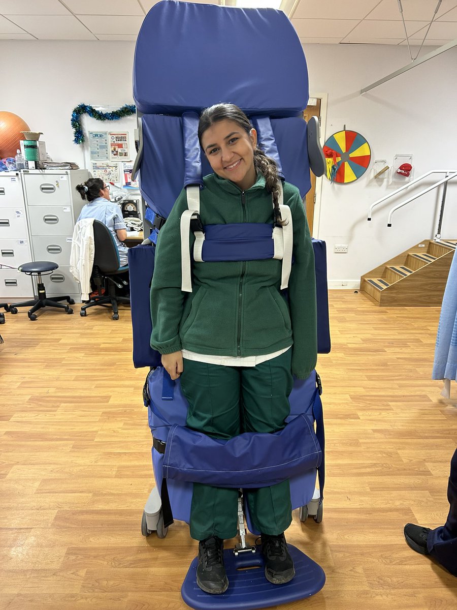 Trying out the Sara Combilizer, we can’t wait to try it with our patients! Thanks <a href="/DSeddonPT/">David Seddon</a>