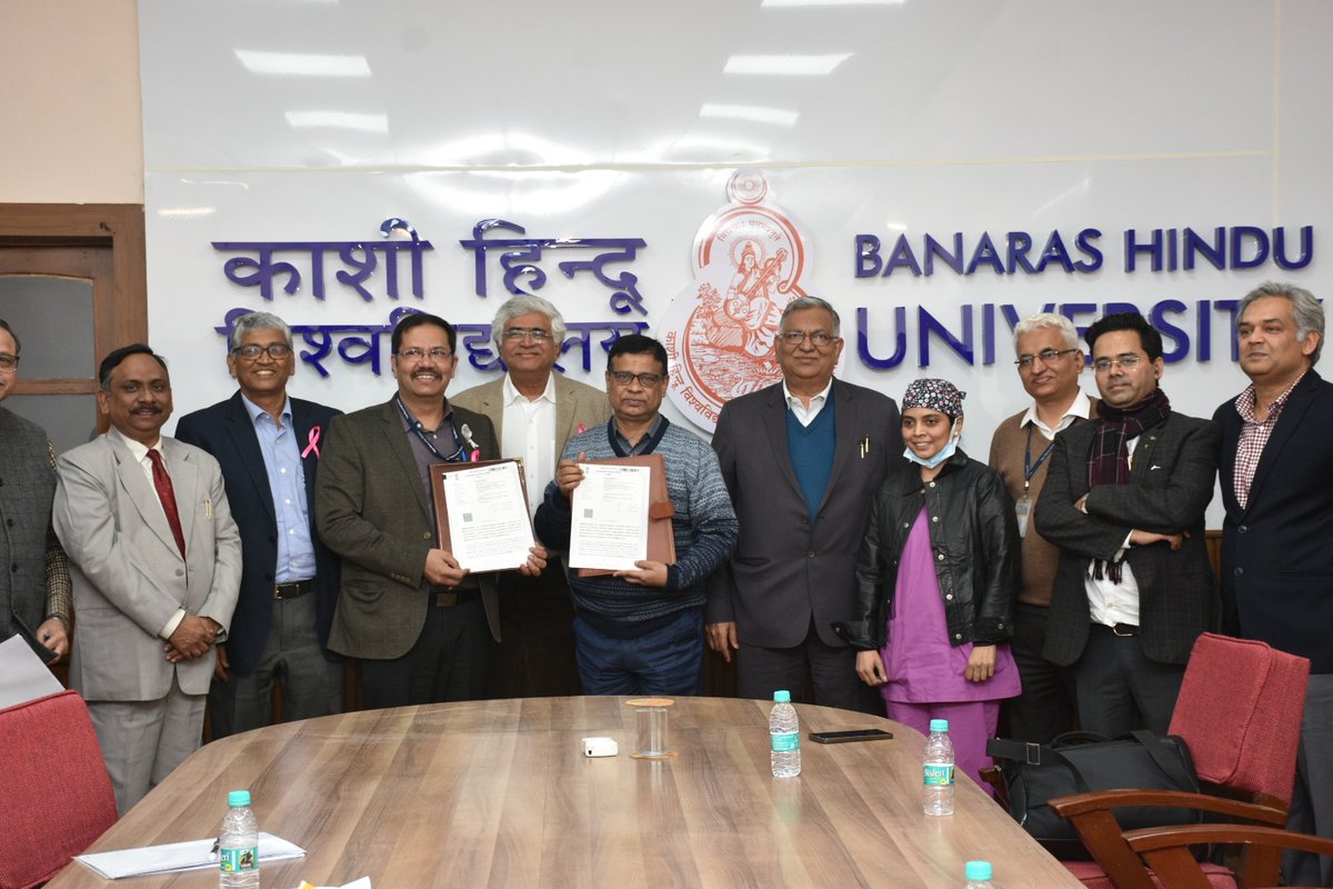 Keeping the interest of patients at the core and with an aim to fostering academic and research initiatives for greater benefit of the society, #BHU has signed an MoU with the Homi Bhabha Cancer Hospital and Mahamana Pandit Madan Mohan Malaviya Cancer Centre, Varanasi.