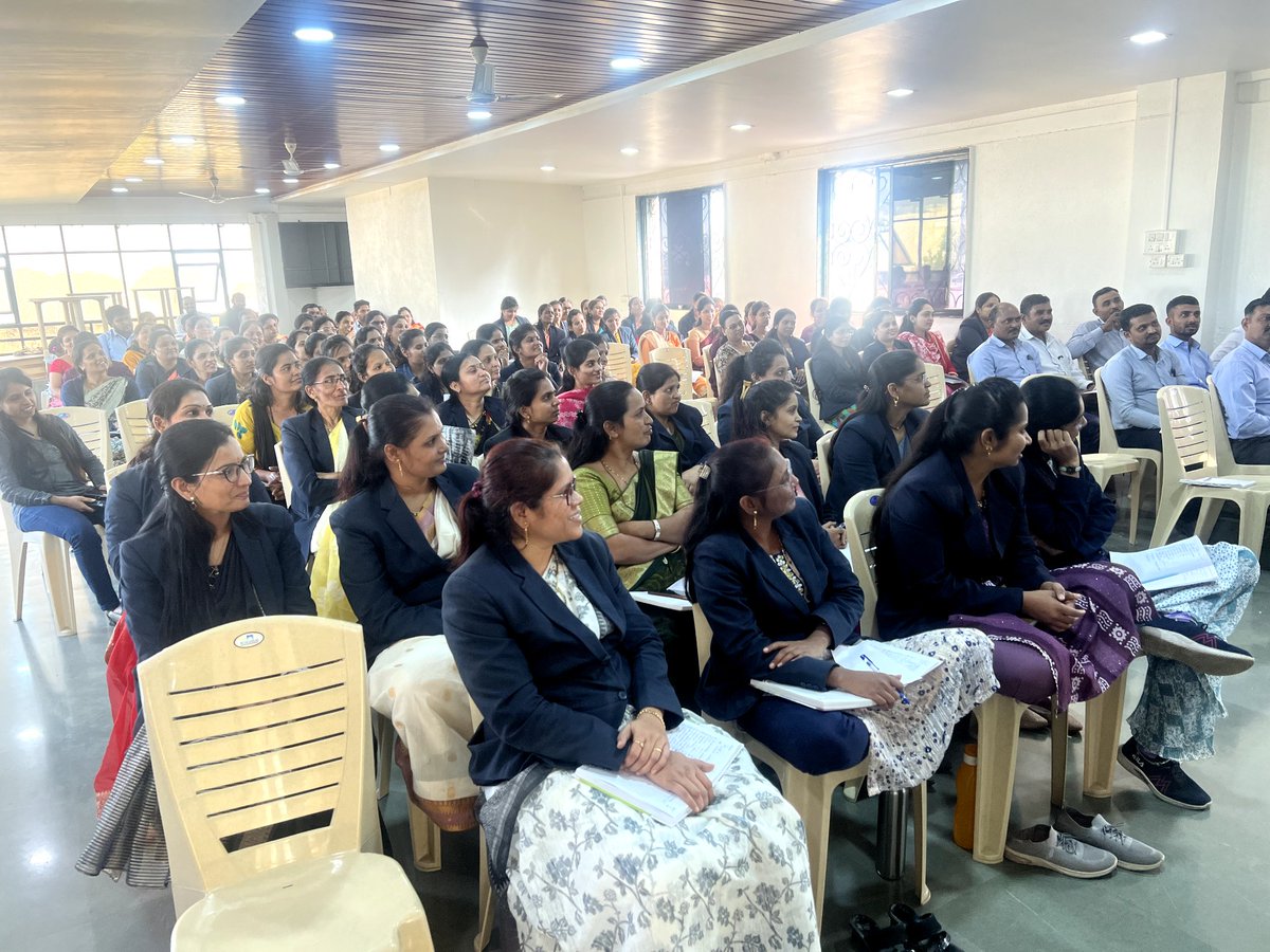 princeofmh's tweet photo. Bhushan Khairnar Sir was invited by Ex-MLA Sir's Team from Saswad for Co operative Bank training.....!!
.
.
.
.
.
.
.
.
.
#bhushankhairnar #motivationalspeaker #motivation #inspirations #inspirational #businesscoach #lifecoach #trainer #mindtrainer #coach
#trainthetrainer https://t.co/QW05jnpIgP