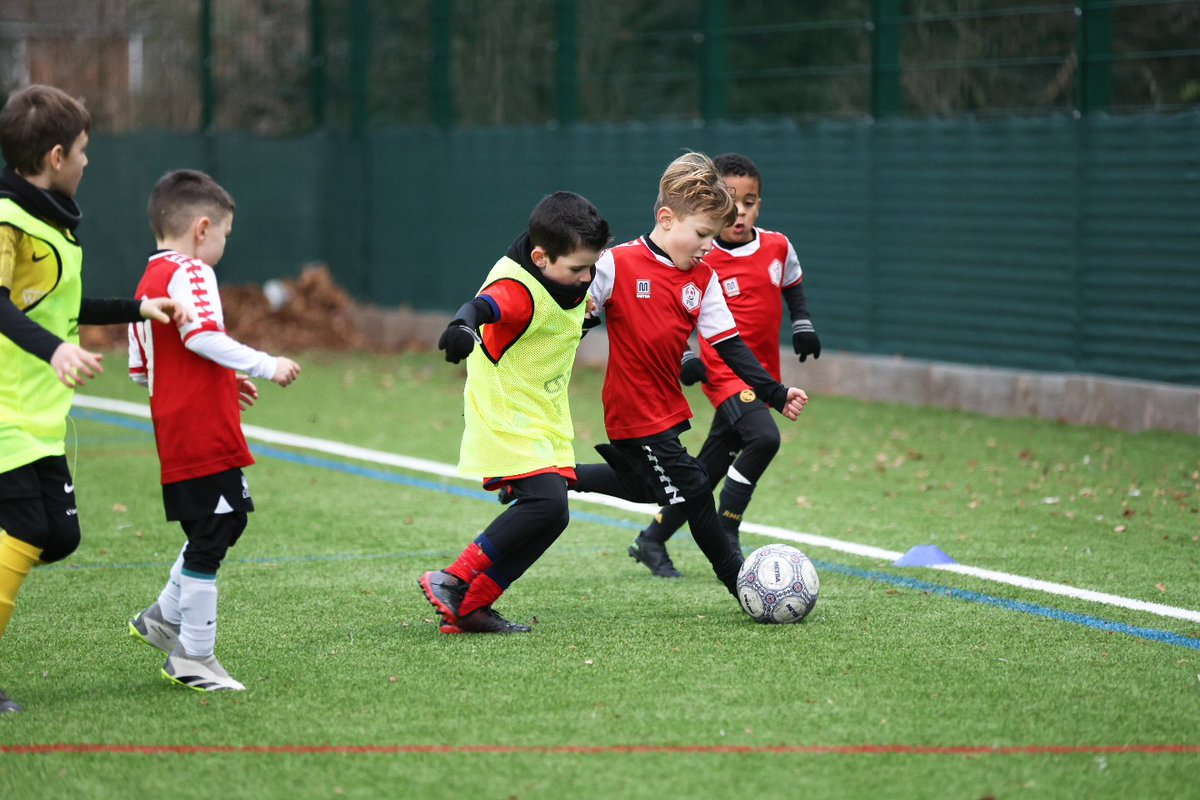 talentxfa's tweet photo. The PSA U6s had a fantastic time at the @soccerelitetou2 U6 Festival on Sunday! ⚽️
Goals, teamwork, and loads of fun defined the day for our young players. A shoutout to @coach_mat_ , parents, and everyone who made this day unforgettable.

📷 - @mediaplus_uk https://t.co/40elu8IKXm