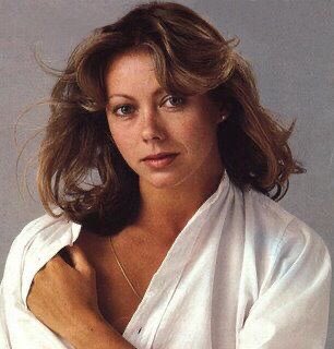 Kitten2402's tweet image. Happy birthday Jenny 🥂🎉💐 #JennyAgutter