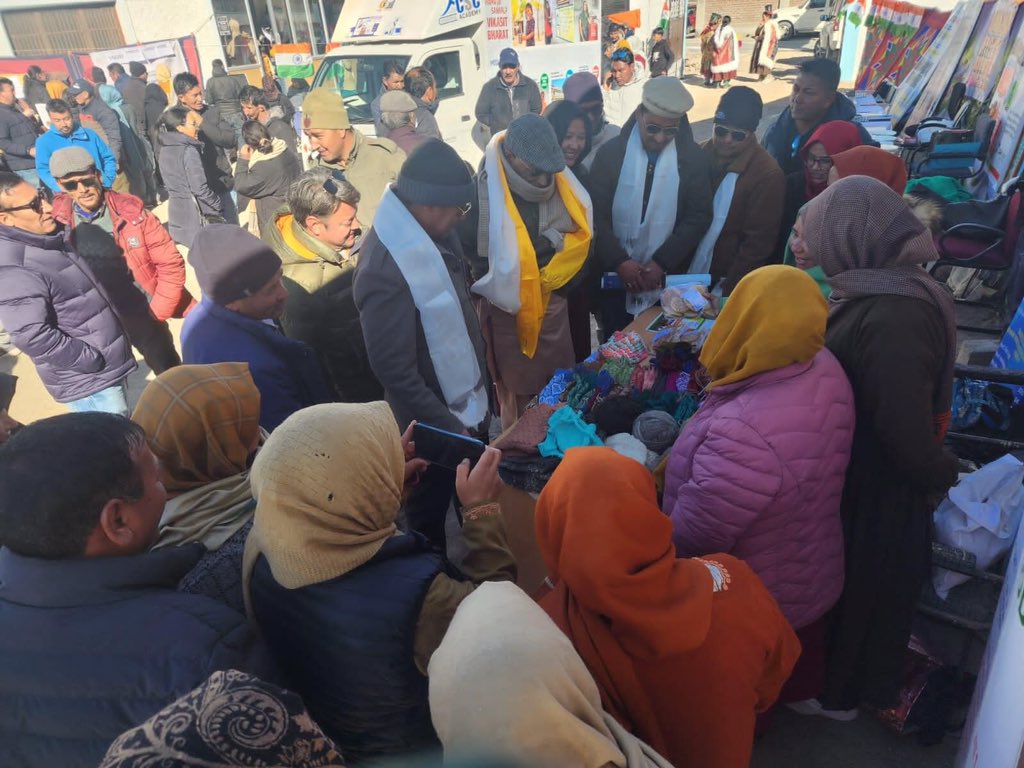 AshokKoul59's tweet photo. Today attended the Viksit Bharat Sankalp Yatra programme organised by  Administration of UT  Ladakh in collaboration with Ladakh Autonomous Hill Development Council Leh  at Chushot along with Sh. Phunchok Stanzin State President, Dr. Skalzang Dorjey State General Secretary BjP Ladakh, Sh. Mirza Hussain and Sh. Mumtaz Hussain Hon’ble Councillors LAHDC Leh, Smt. Saira Bano Hon’ble Chairperson Block Development Council Chushot and other subordinate officials of the various departments.
The programme was focused on fast track development after the formation of UT Ladakh, vision to Development Ki Guarantee, inclusiveness in progress and participation in democracy.