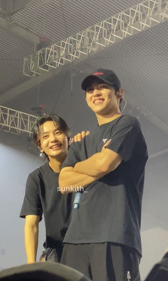 han_cheol30's tweet photo. Isn't this forever... Missing them so much 🤧👼🦁 https://t.co/lzL2jUP6uz
