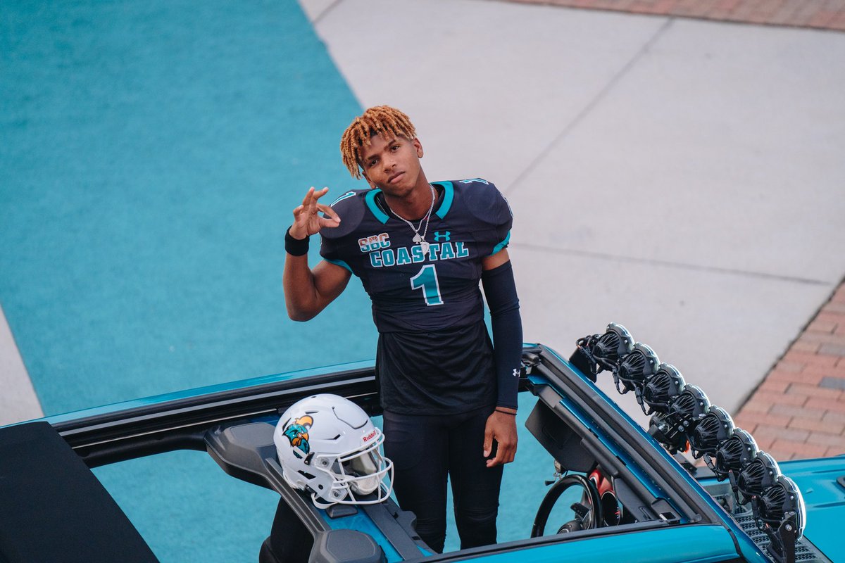 Playmaker has arrived 👌 #BALLATTHEBEACH | #FAM1LY | #TEALNATION