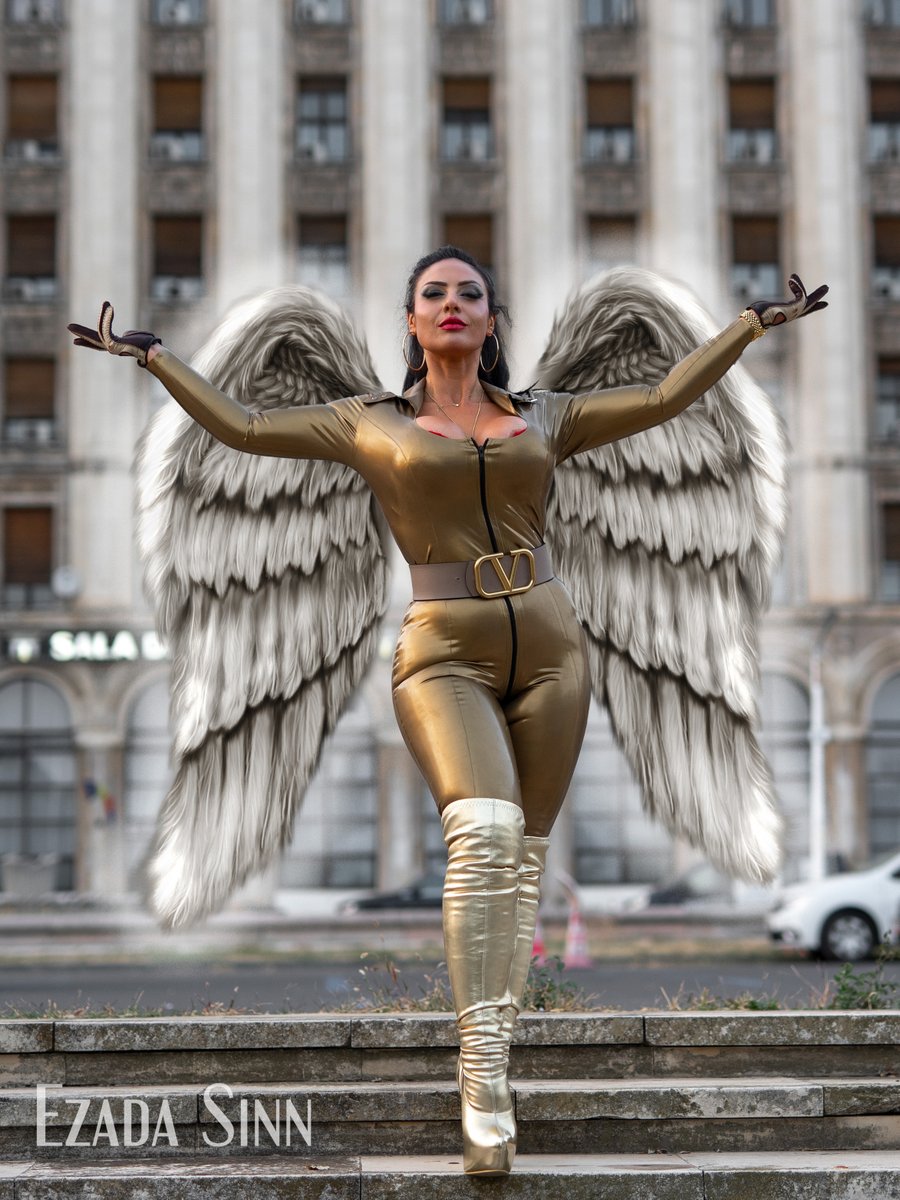 ♀️ The Matriarch (Ezada Sinn) ♀️ onlyEzada.com 🔞 tweet media