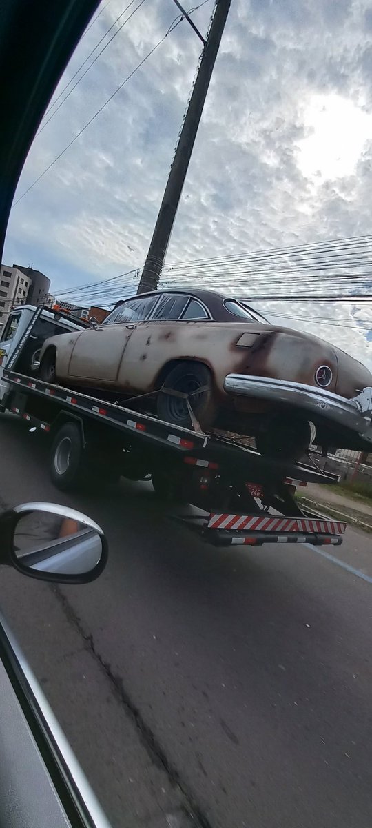 tuning_custombr's tweet photo. Vi hoje a caminho do trabalho https://t.co/YpV3tCe1gn