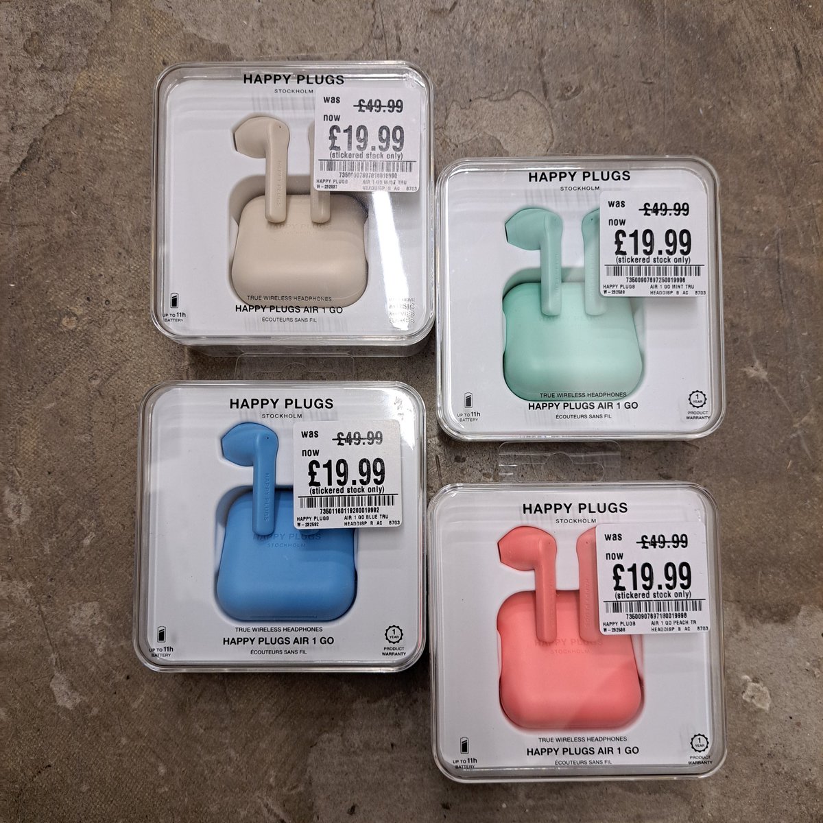 hmvLiverpool's tweet image. ⚡️ New Tech Deal ⚡️

Save £30 with every purchase of a pair of #HappyPlugs Air 1 Go wireless #earphones 🎵

Available in 4 funky colours, grab a pair in-store now for only £19.99!