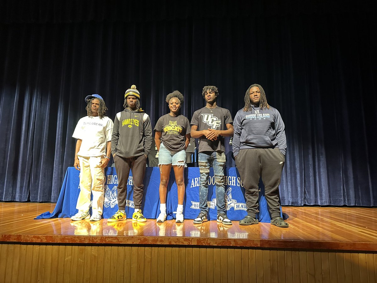 5 Hawks sign today!!! UTSA, Iowa,Pasco State,UCF,Rode Island.  #proudprincipal. More Hawk signing soon!!!