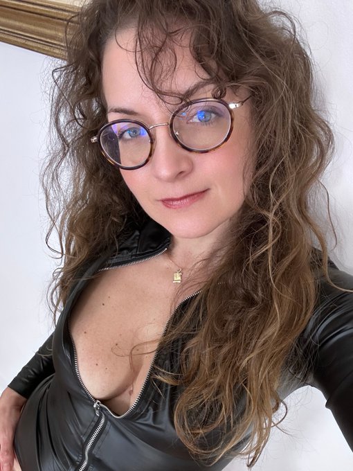 Bonne soir&eacute;e 😍 https://t.co/CNuG6VsdoH