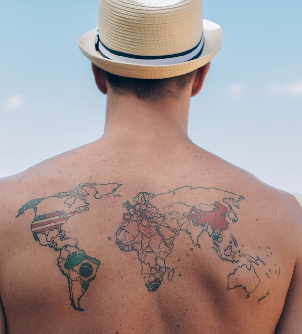 GBzC7ChWQAA9oi9?format=jpg&name=small