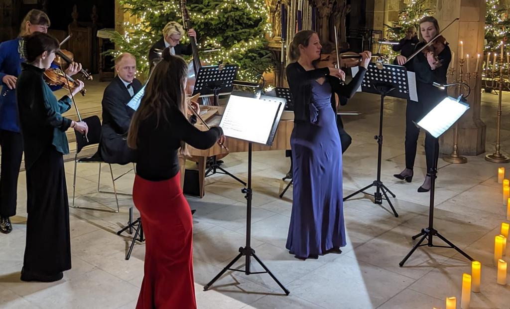 We 🩷 this festive pic of last Friday's concert in the beautiful <a href="/sheffcath/">Sheffield Cathedral</a>. They have over 40 decorated 🎄 setting the scene nicely for next week! See this for yourselves this Fri for highlights of Handel's Messiah at Christmas in this stunning venue 😍 Tickets in bio