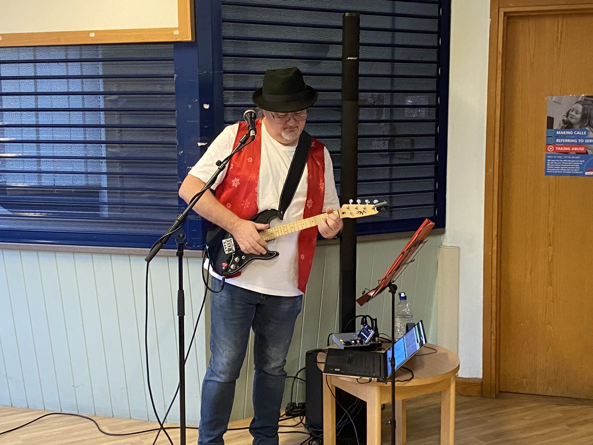 This afternoon we are holding a Christmas stop and smile fundraising event supporting our local family, friends & carers- all organized by our amazing @kmptnhs carer support leads. Dancing, fun and smiles all around with entertainment from @RobTukulele @Cruickshan3Andy