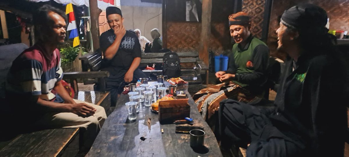 pcnumajalengka's tweet photo. Saung MUSAFIR Safarwadi, Pamijahan, Kab. Tasikmalaya
Monggo mampir, Jiiihh...😁 https://t.co/eST229ROIP