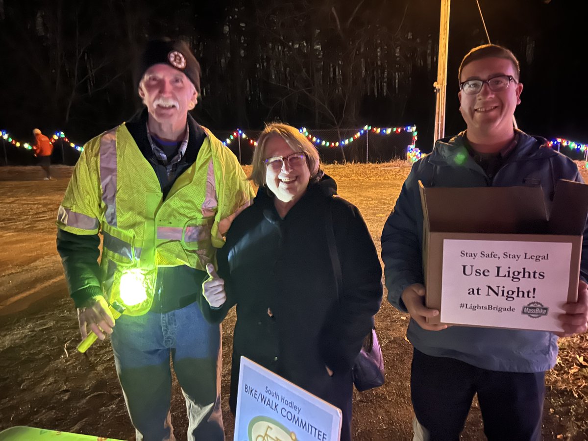 MassBike's tweet photo. On this Winter Solstice - the longest night of the year - brighten up cyclists by donating to our #LightsBrigade campaign!
Learn more about Lights Brigade and donate today at https://t.co/YKWrFuJL6b https://t.co/96oNl0lQHK