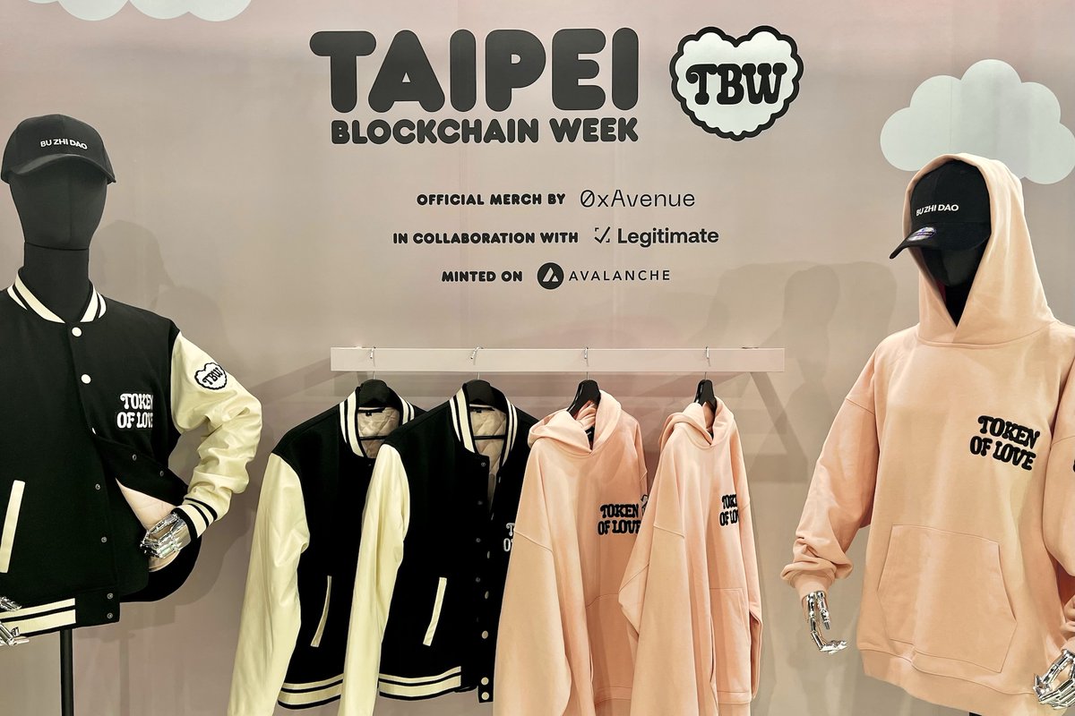 Tiffany Lai 🪩 (@tiffanylai_) on Twitter photo <a href="/TaipeiWeek/">Taipei Blockchain Week</a>'s official phygital merch, created with <a href="/0xAvenueStudio/">0xAvenue | Λ™</a> and <a href="/LegitimateTech/">Legitimate - The proof is in the tag.</a> and minted on Avalanche, was a phenomenal success, selling out by the end of the conference. <a href="/TaipeiWeek/">Taipei Blockchain Week</a>'s official phygital merch, created with <a href="/0xAvenueStudio/">0xAvenue | Λ™</a> and <a href="/LegitimateTech/">Legitimate - The proof is in the tag.</a> and minted on Avalanche, was a phenomenal success, selling out by the end of the conference.