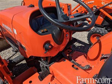 2016 Kubota L3901D 👇 Front loader, diesel, 2WD, ROPS & 3 point hitch, listed by @RicerEquipment: usfarmer.com/tractors/kubot… #USFarmer #Kubota #Tractor #FarmEquipment #OhioAg #AgTwitter #Tractors #FarmTractor