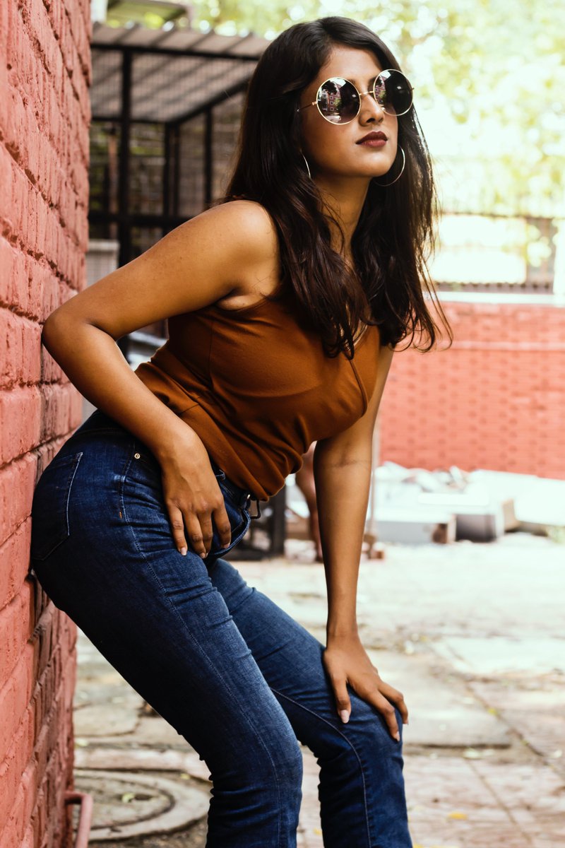 MARADESIGN's tweet image. Not liking someone’s shoes can get you banned on here.