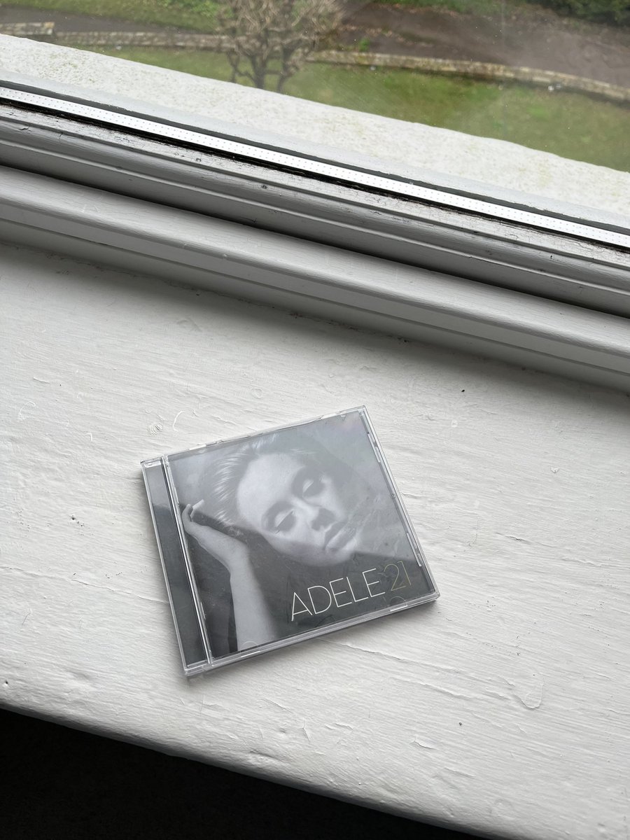 Ah, home at Christmas and rediscovering the Adele album my parents bought me (many years ago) when I turned 21 to point out how little I’d achieved in comparison 🥰