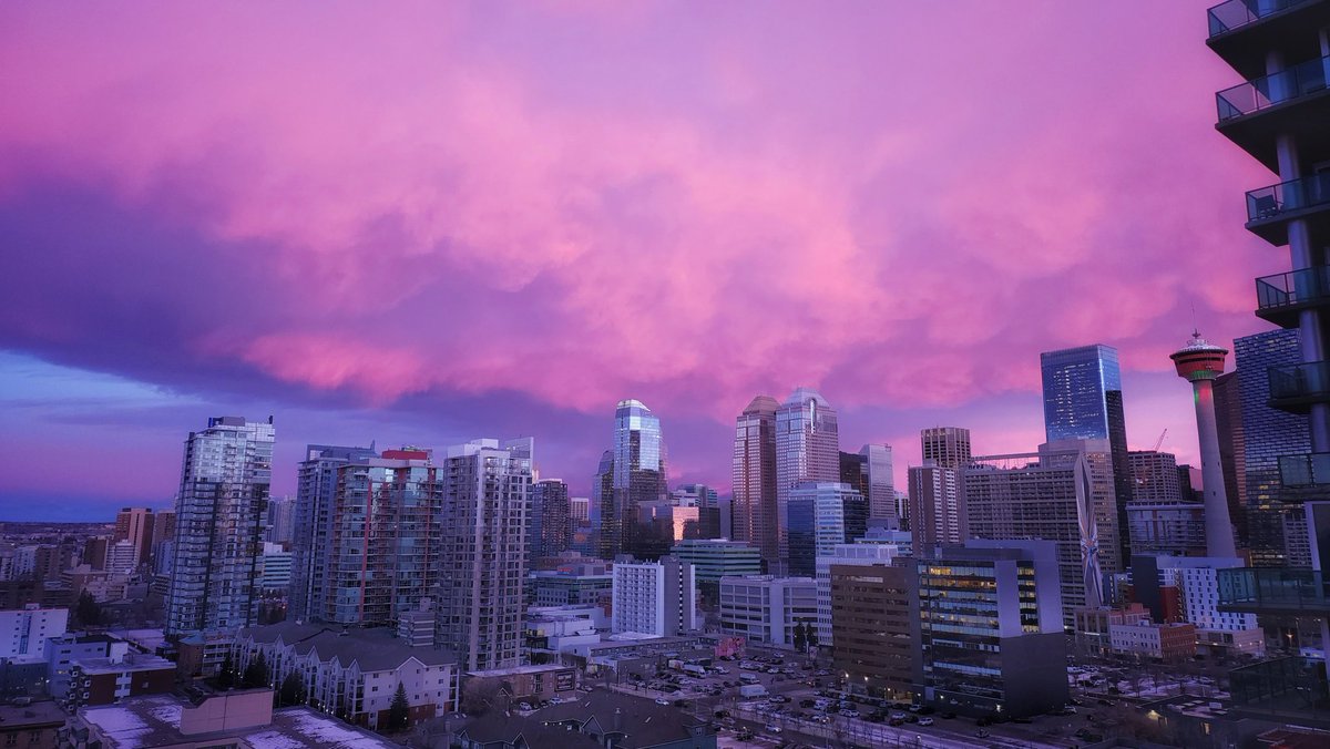 Amazing sunrise in Calgary this morning! #yyc