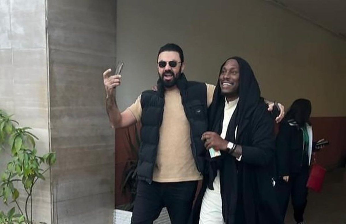 BeirutcomMag's tweet image. نجم أفلام «Fast &amp;amp; Furious» يصل مصر.. ومحمد كريم يستقبله 

beirutcom.net/320507

 via @BeirutcomMag @mokarimstar #MOHAMED_KARIM #محمد_كريم #Mohamedkarim #TyreseGibson