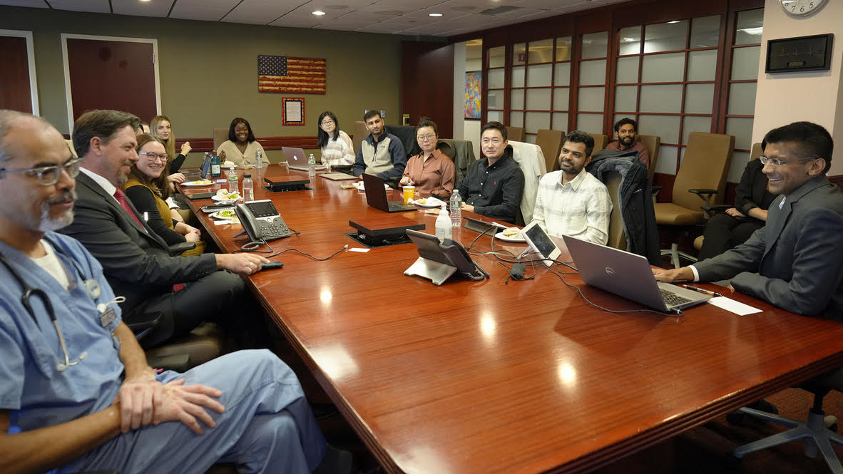 Dave A. Chokshi, MD (@davechokshi) on Twitter photo Grateful also for the warm welcome to the <a href="/cpowellschool/">Colin Powell School for Civic & Global Leadership</a> faculty. I look forward to teaching my ‘Leadership in Health Equity’ course to <a href="/CityCollegeNY/">City College of NY</a> students in the spring! (📸 by Justin Chin — from our class’ visit to Elmhurst Hospital a few weeks ago.) Grateful also for the warm welcome to the <a href="/cpowellschool/">Colin Powell School for Civic & Global Leadership</a> faculty. I look forward to teaching my ‘Leadership in Health Equity’ course to <a href="/CityCollegeNY/">City College of NY</a> students in the spring! (📸 by Justin Chin — from our class’ visit to Elmhurst Hospital a few weeks ago.)